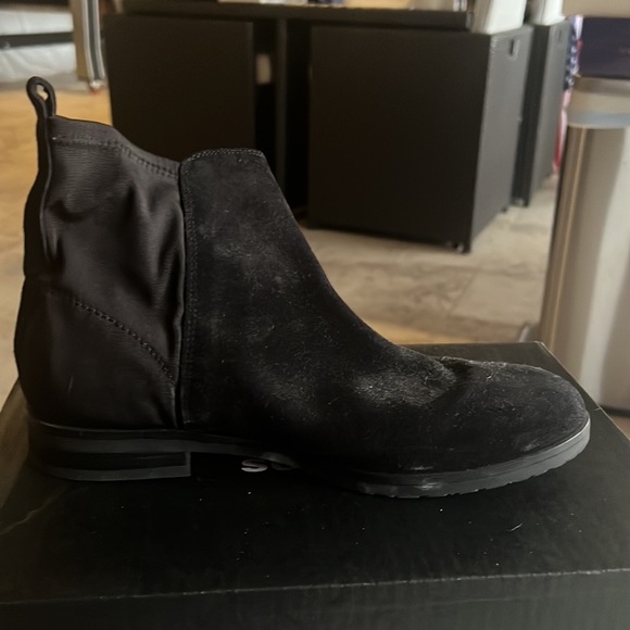 Tommy Hilfiger boots - Picture 5 of 6